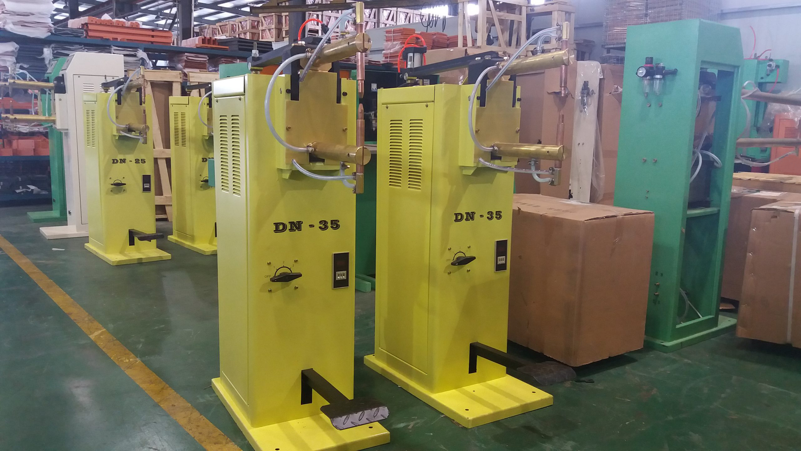 DN-10 pedal spot welder - Image 7