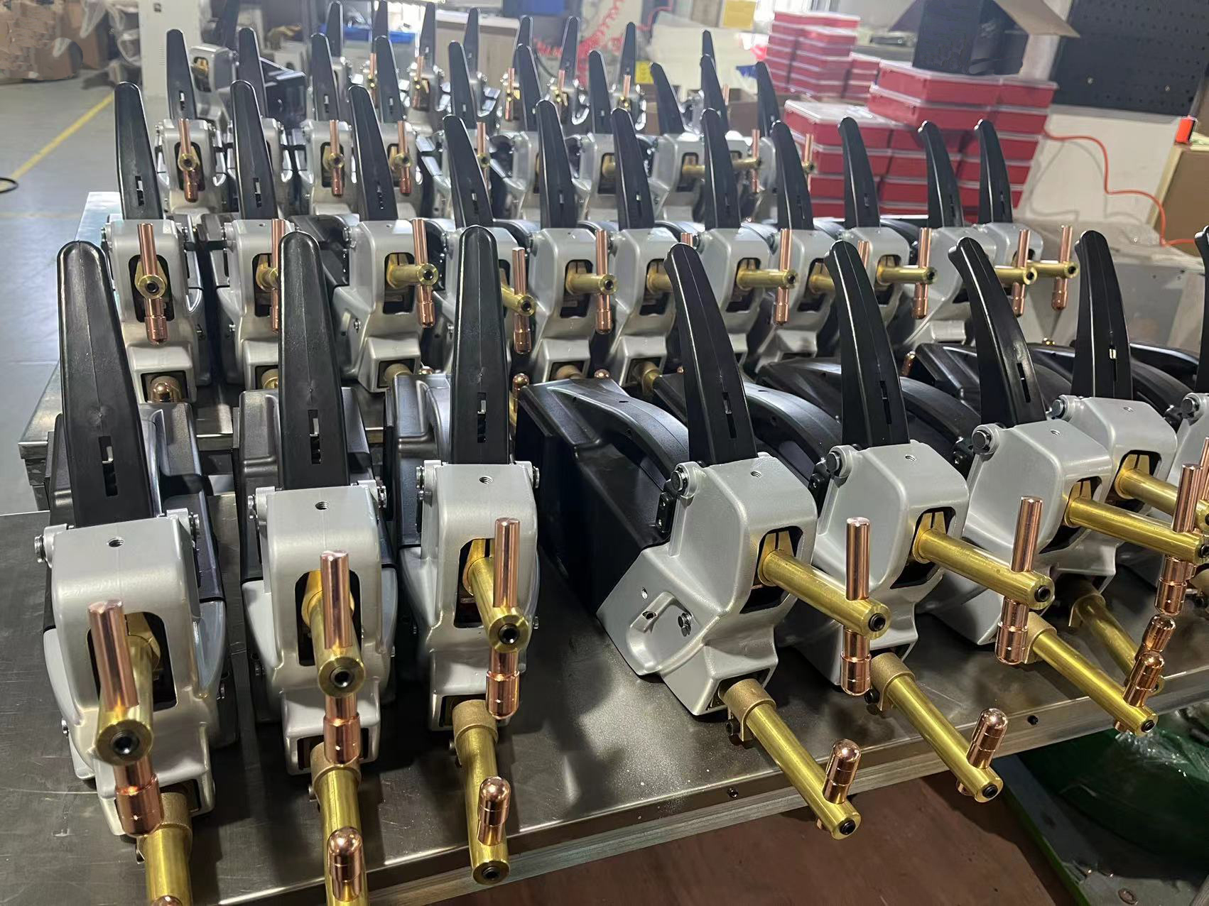 F230 Handheld spot welder - Image 9