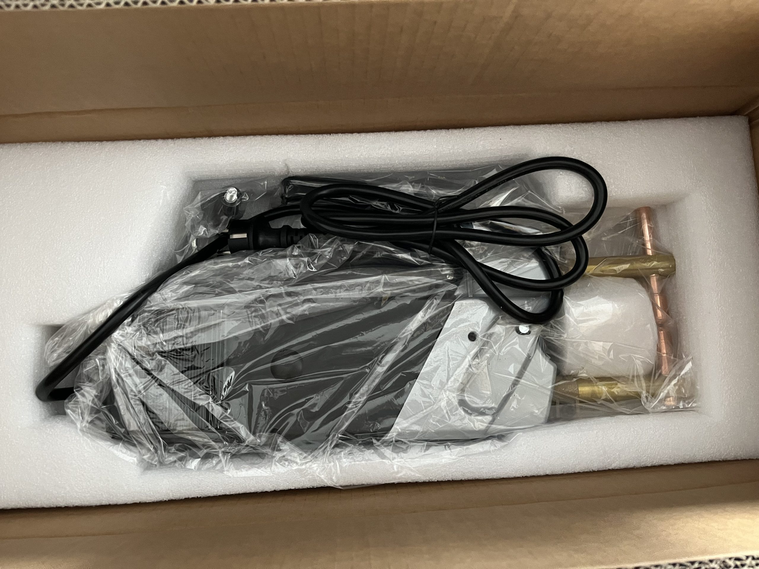 F230 Handheld spot welder - Image 6