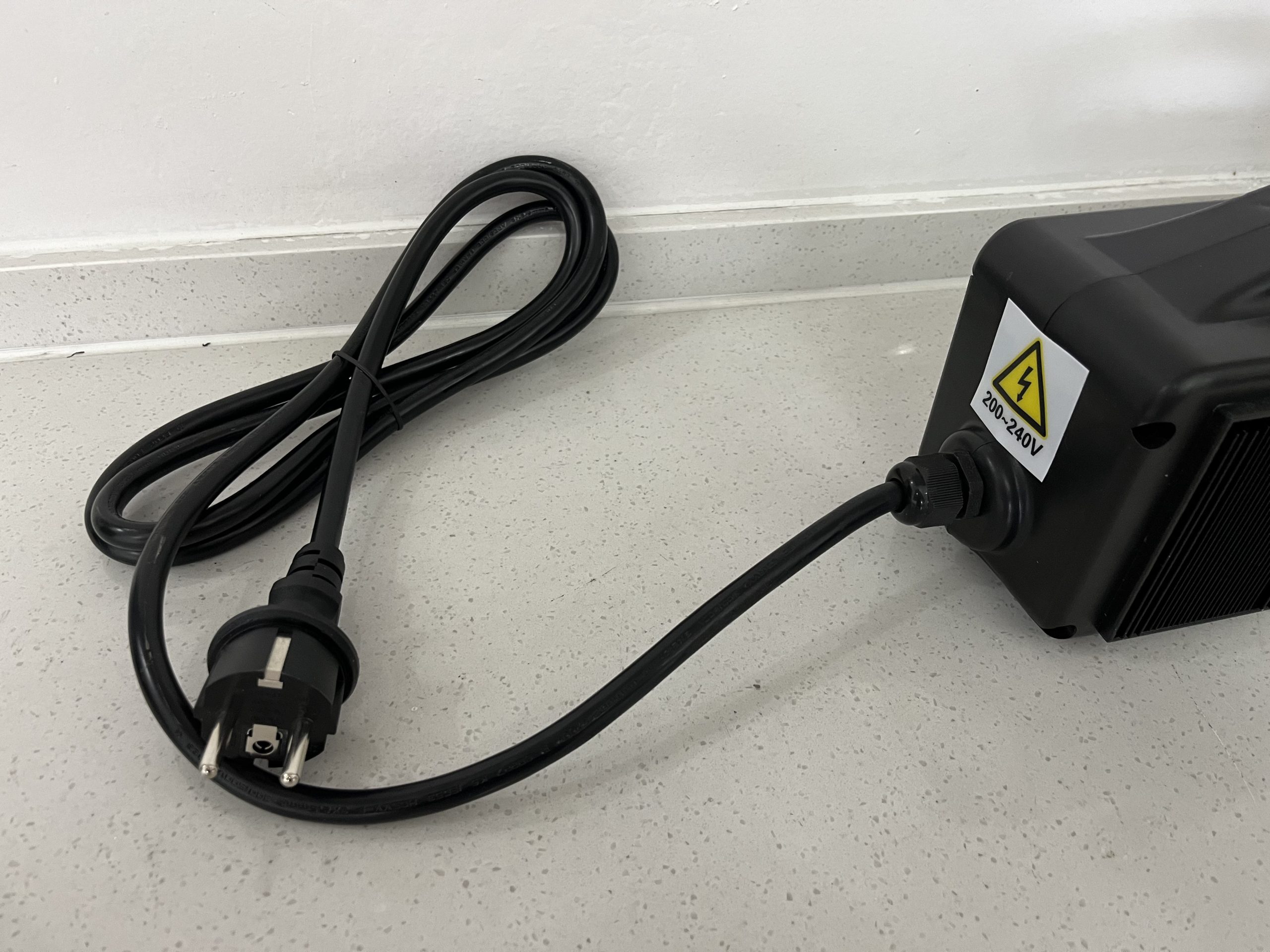 F230 Handheld spot welder - Image 5