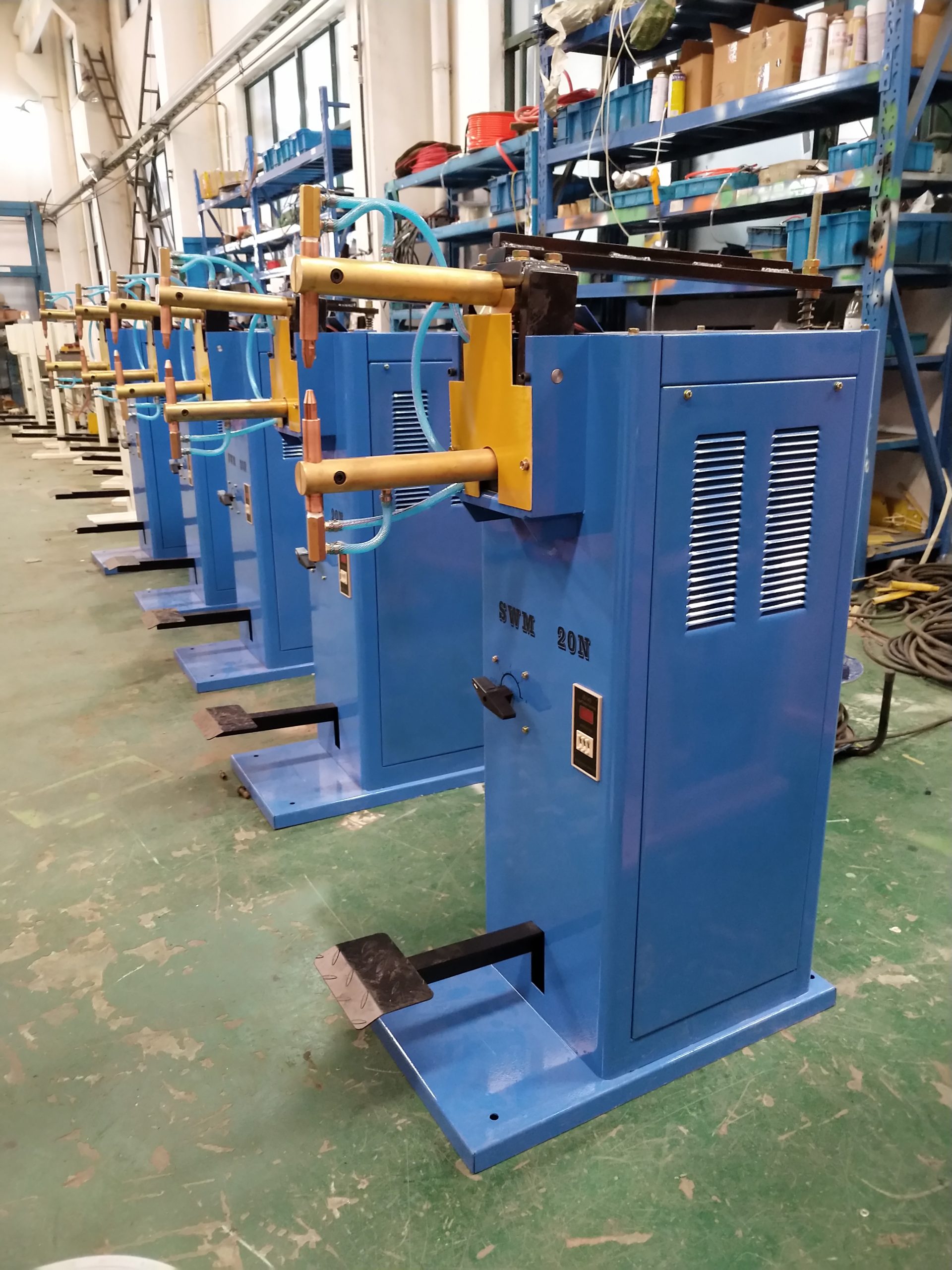 DN-16 pedal spot welder - Image 2