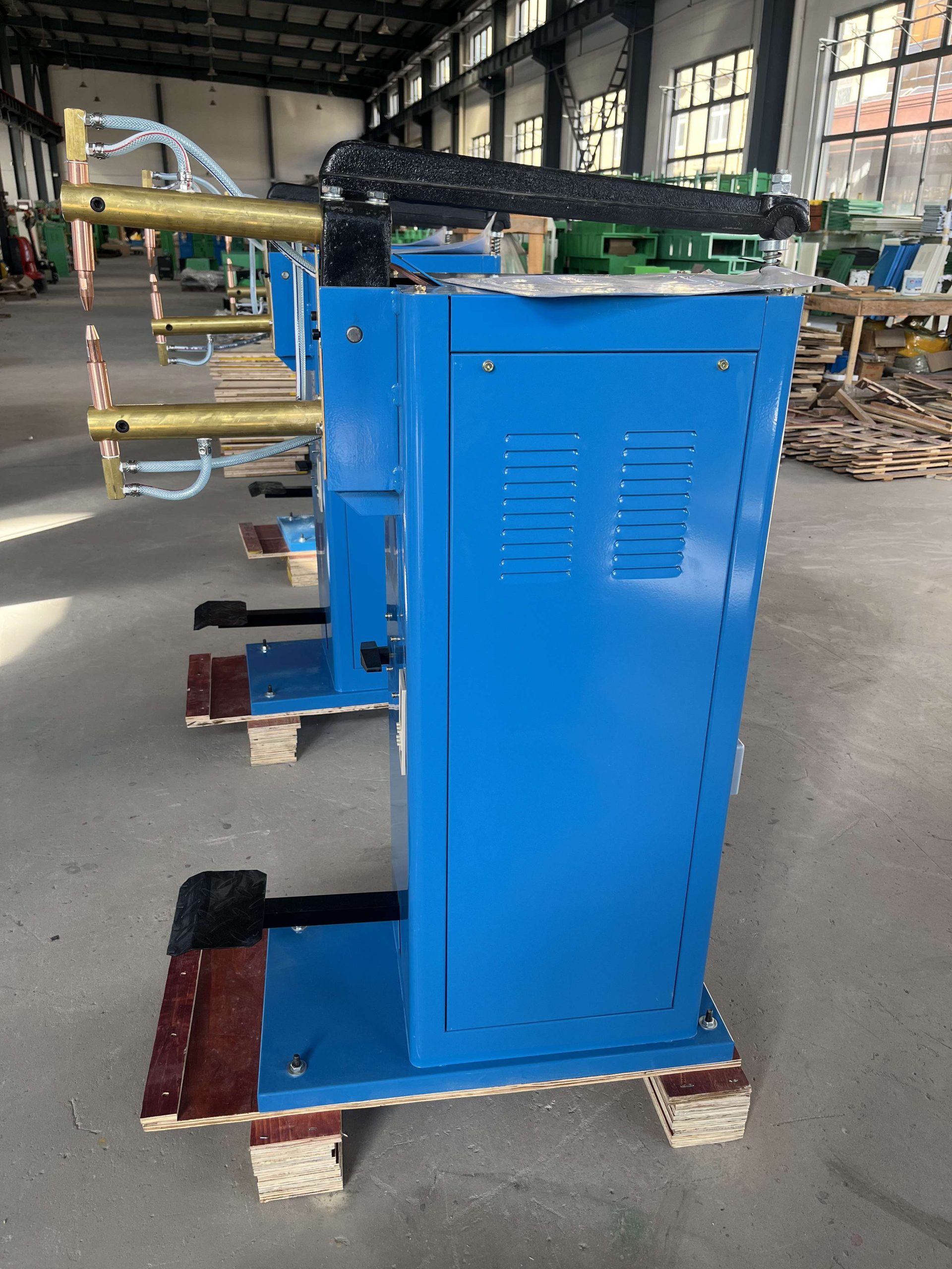 DN-16 pedal spot welder - Image 6