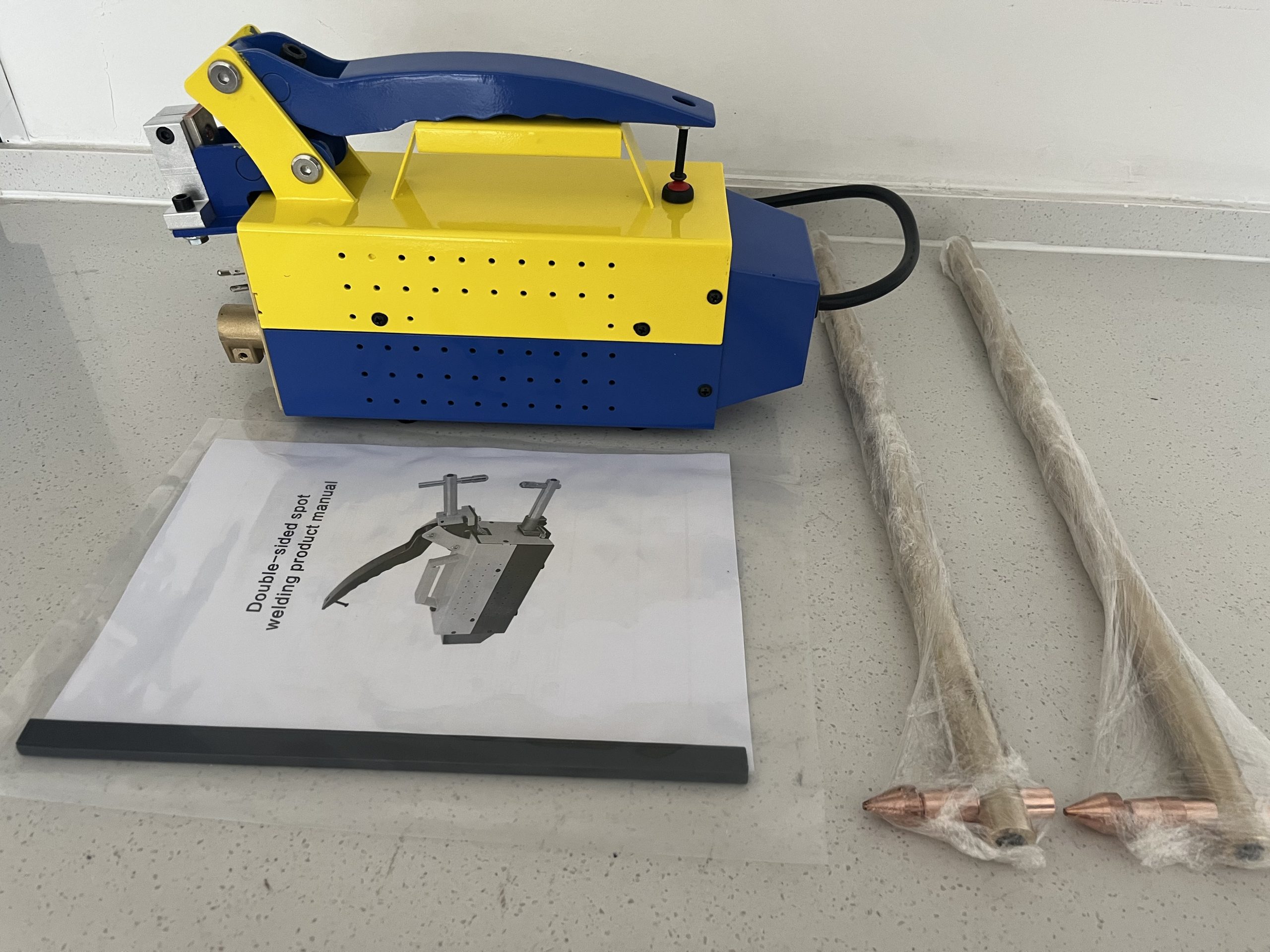 F2000 Handheld spot welder - Image 5